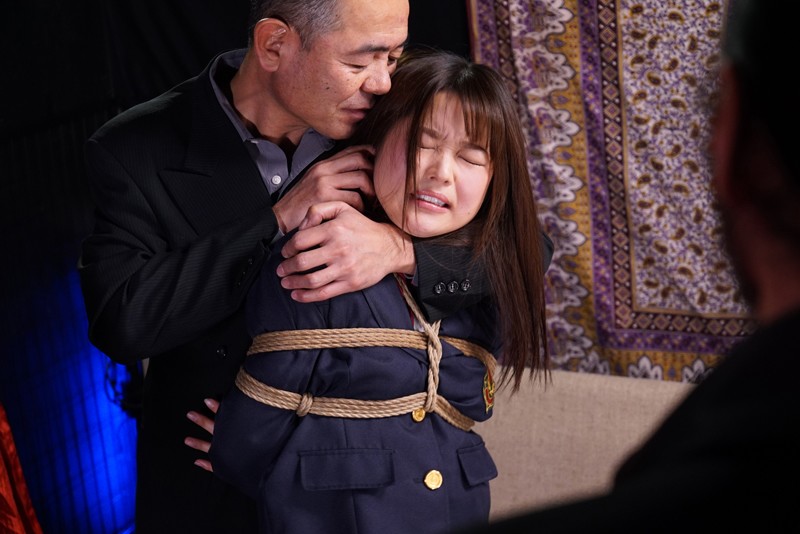 淫獣猟奇倶楽部 ~妖艶美少女イキ地獄~ Part1可憐な優等生、千春の惨いこと 宮沢ちはる03